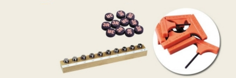 scroll-chucks